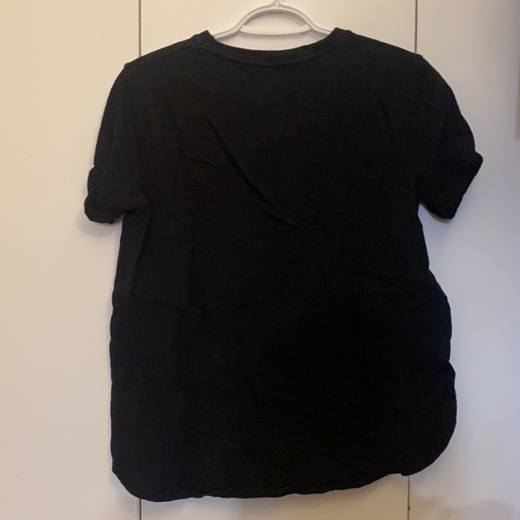 Black T-shirt - Picture 3 of 3